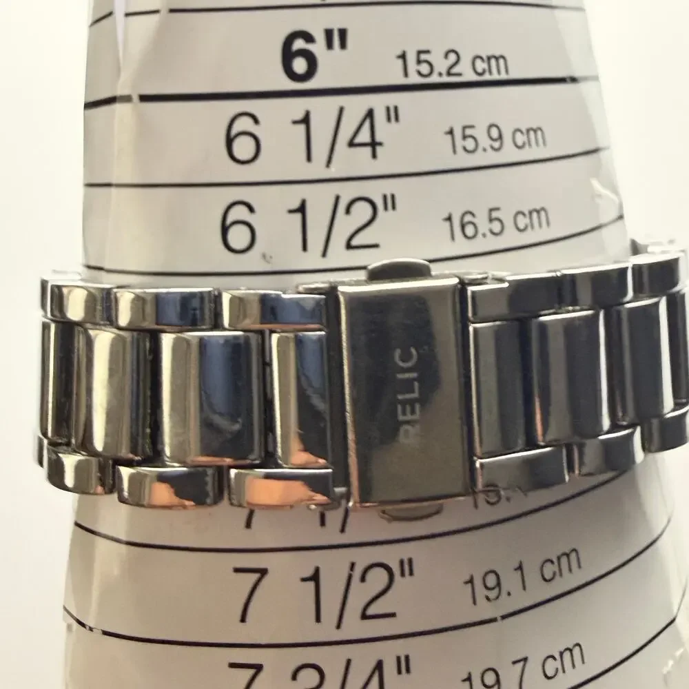 Relic by Fossil Karsen Crystal Accent Silver-Tone Watch Working New Battery